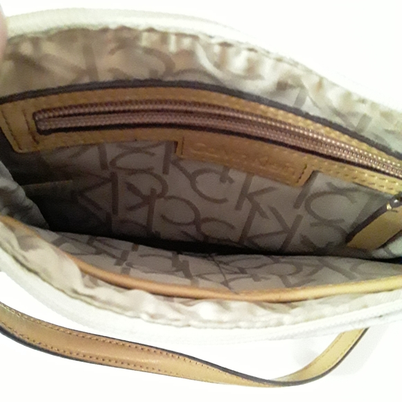 Calvin Kline Handbag - Picture 5 of 9